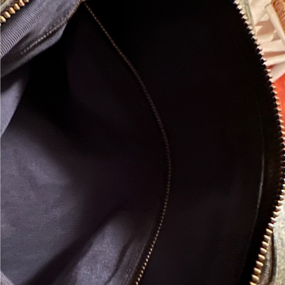 “RARE” AUTHENTIC VINTAGE FENDI SAS TWO WAY BAG - Picture 3 of 4